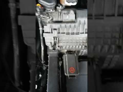 Change Engine Air Filter 2016 Hyundai Santa Fe