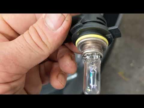 2016 Toyota Corolla headlight bulb jammed. Removal Replacement.