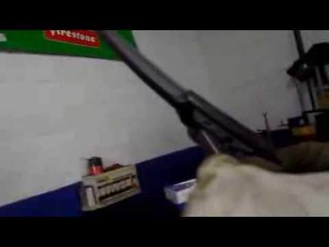 How to replace wiper blades 2007 Jeep Grand Cherokee