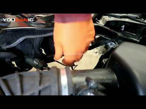 How to Replace the Front Turn Signal Bulb on a 2015-2024 Chevrolet Trax