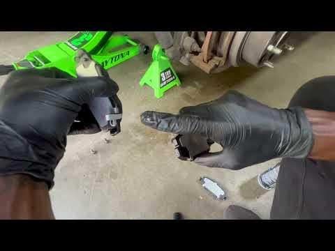 Rear Brake Pad Replacement 2012 Jeep Wrangler | DIY Brake Job