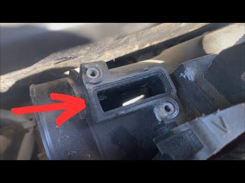 Mass Air Flow (MAF) Sensor Nissan Juke 1.6L 2010-2019 Location and Replacement