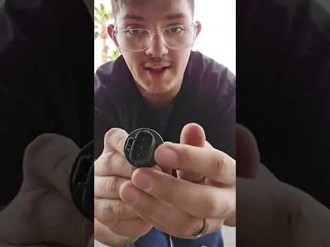 How to change out FRONT Turn Signal bulbs in a 2017 Toyota Corolla