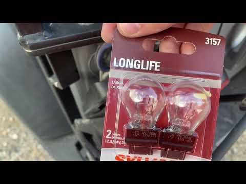 2016 Jeep Wrangler JK - How to replace rear tail light/turn signal