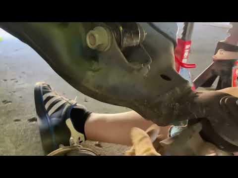 2020 Toyota Tacoma front strut replacement