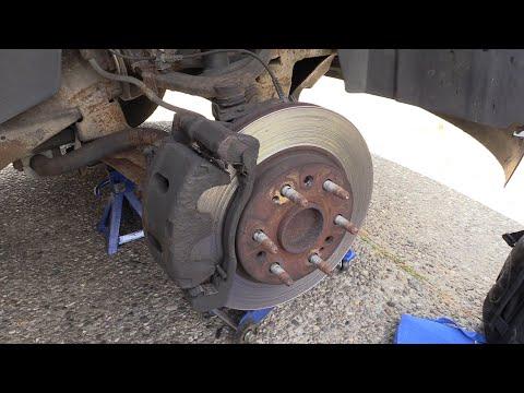 Chevy Silverado 2007- 2018 Brake Pad Change!