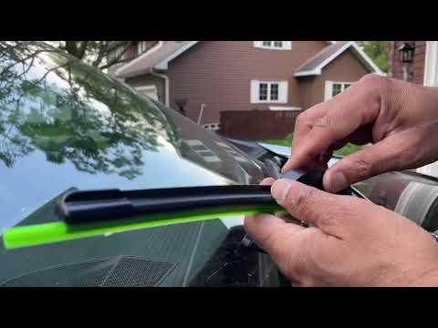How To Replace  Front  Wiper Blade  - 2017 Toyota Rav4  -  DIY