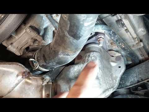 CROSSTREK SUBARU THERMOSTAT REPLACEMENT WITHOUT REMOVING EXHAUST