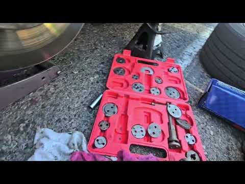 2019 Volkswagen Jetta Front Brake Pad Replacement