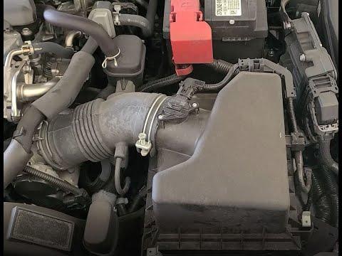 Changing Engine Air Filter on Toyota Camry, 2019