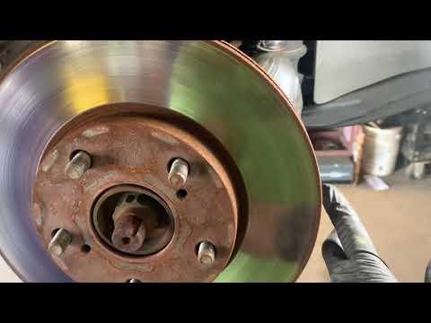 2006 Toyota Camry Front Brake &amp; Rotor Replacement