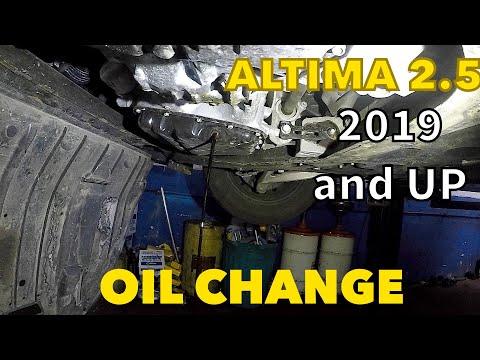Engine oil and filter change on 2019 Nissan Altima Full guide