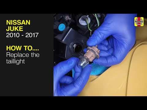 Nissan Juke (2010 - 2017) - Replace the rear light bulbs