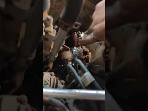 How to Replace Engine Mounts on a 2013 Jeep Grand Cherokee (6.4L)