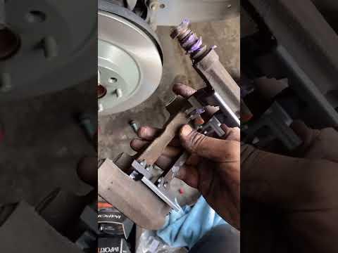 2019 Mazda CX5 rear brake pads and rotor replacement