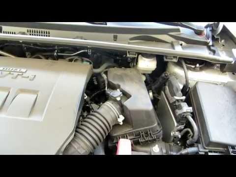 2014-2015 Toyota Corolla: How to change the engine air filter