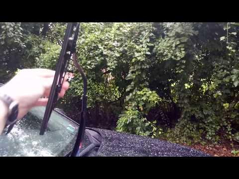 How to Replace Front Windshield Wipers on a 2014 Hyundai Tucson