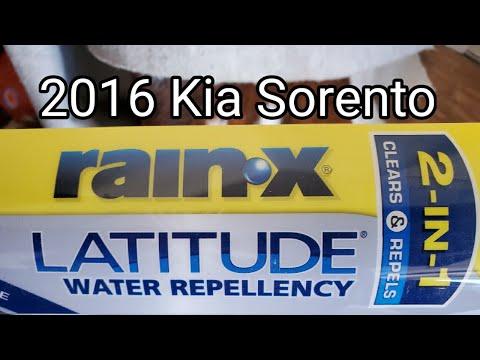 2016 Kia Sorento.  Super Easy Wiper Blade Change!