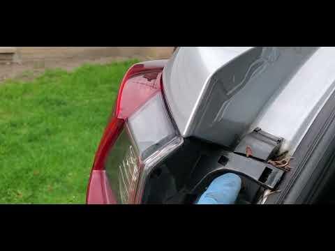 Lexus RX350 2017 Gen4 Taillight housing removal. Bulb Change.