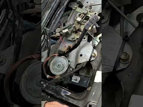 How to Replace Rear Window Regulator on a 2018 Toyota 4Runner (Rear Door Glass)
