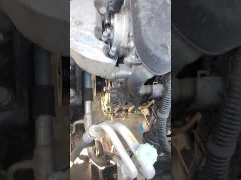 2018 Kia Sorento Alternator removal!