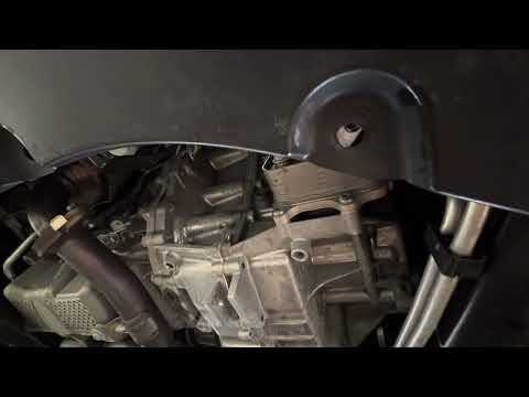 Chrysler Pacifica hybrid transmission transaxle fluid oil change 2018 17-22’