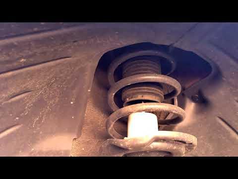 Mazda Cx-30 front suspension