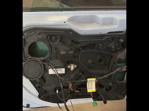 2016 Dodge caravan window regulator replacement.