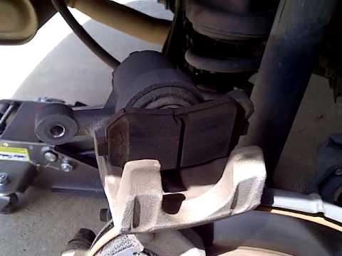 2013 Hyundai Tucson Brake Pad Replacement