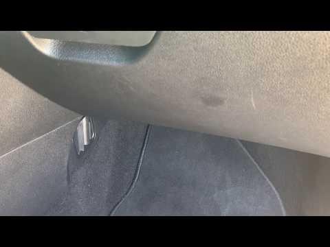 2019 Ford Explorer Cabin air filter replacement