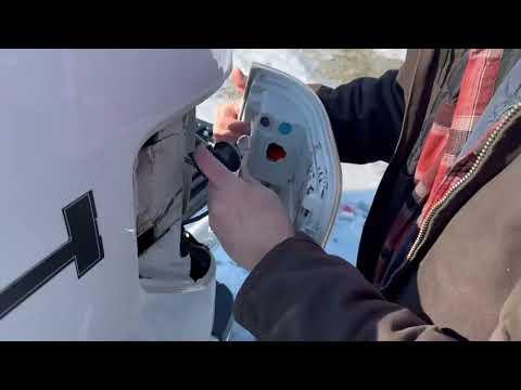 How to Replace Rear Turn Signal Bulbs on a 1988-2020 Ford F-150