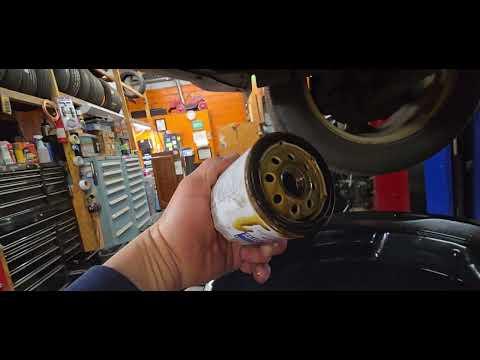 How to Change Engine Oil and Filter on a 2005-2020 Ford Escape 2.5L (Trim: S | Engine: Inline 4 2.5L)
