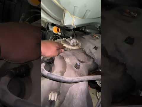 Mercedes-Benz ML 350 fuel pump replacement #automobile #car #fixyourmercedes #mechanic #philly